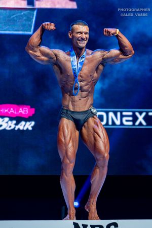 CLASSIC PHYSIQUE +178